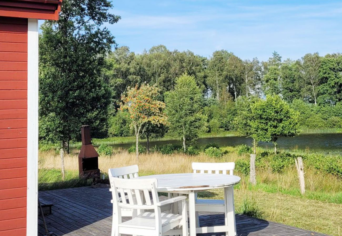 Ferienhaus in Hamneda - Schönes Ferienhaus mit Panoramablick über den See Hängasjön | SE06013