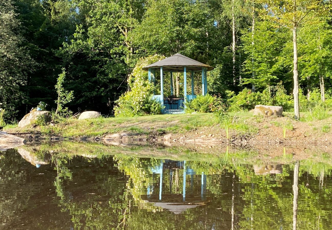 Ferienhaus in Bor - Gemütliches Ferienhaus mit einzigartigem Garten ausserhalb vom Värnamo | SE07039