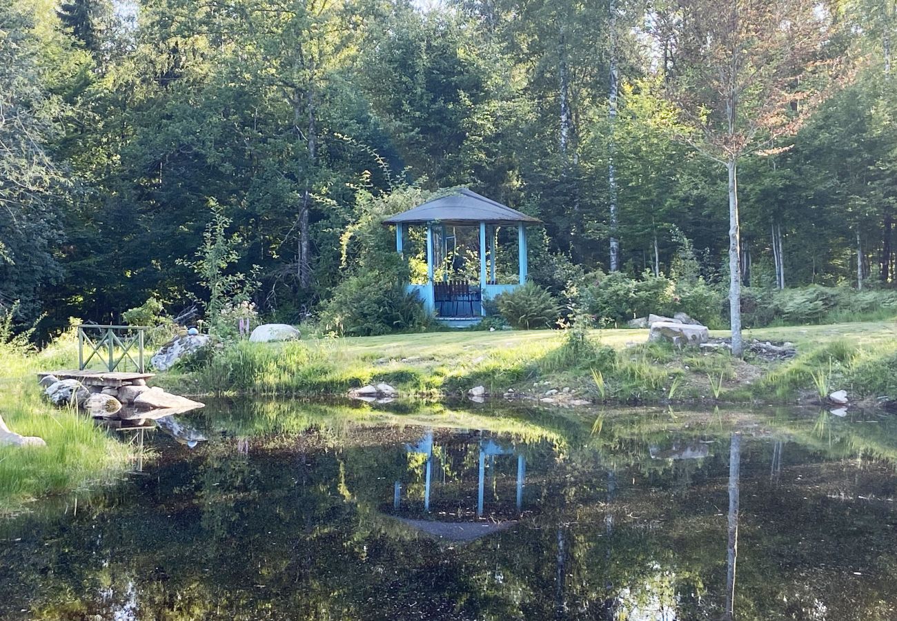 Ferienhaus in Bor - Gemütliches Ferienhaus mit einzigartigem Garten ausserhalb vom Värnamo | SE07039