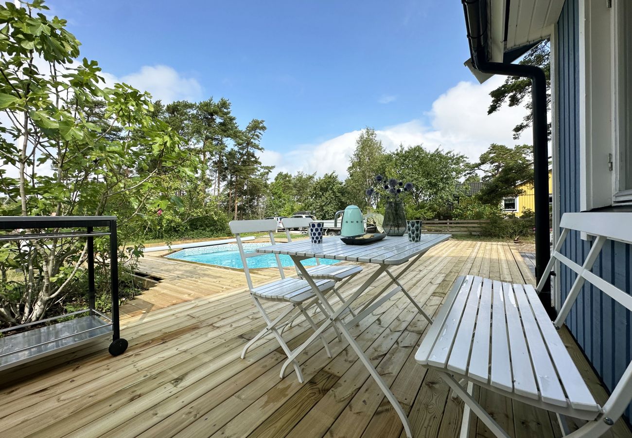 Ferienhaus in Visby - Ferienhaus mit privatem Pool in Brissund bei Visby | SE12023