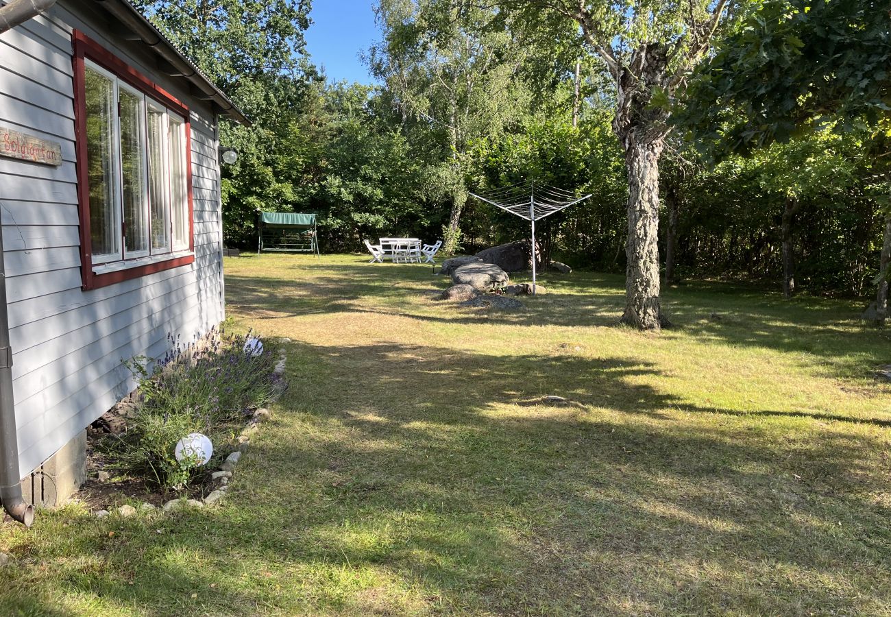 Ferienhaus in Färjestaden - Schönes Ferienhaus nur wenige Gehminuten von Färjestaden entfernt | SE04040 