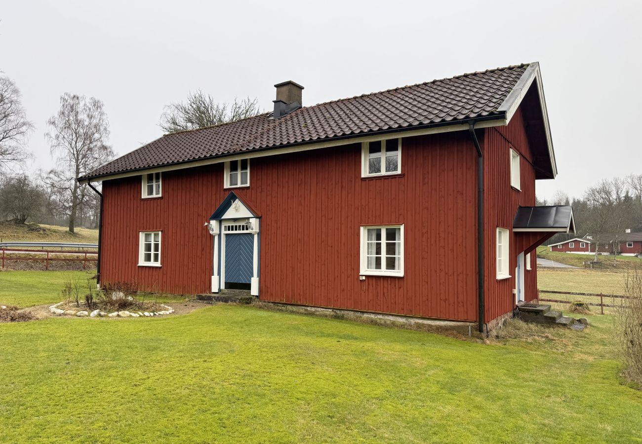 Ferienhaus in Svenljunga - Historische Villa in wunderschöner Natur, Svenljunga | SE08051