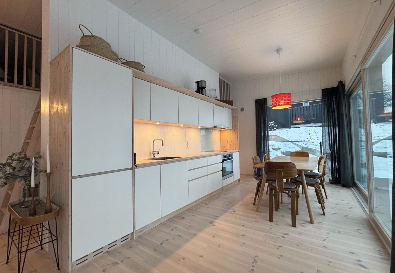 Ferienhaus in Munkedal - Einzigartige Villa mit fantastischer Aussicht in Munkedal | SE09047