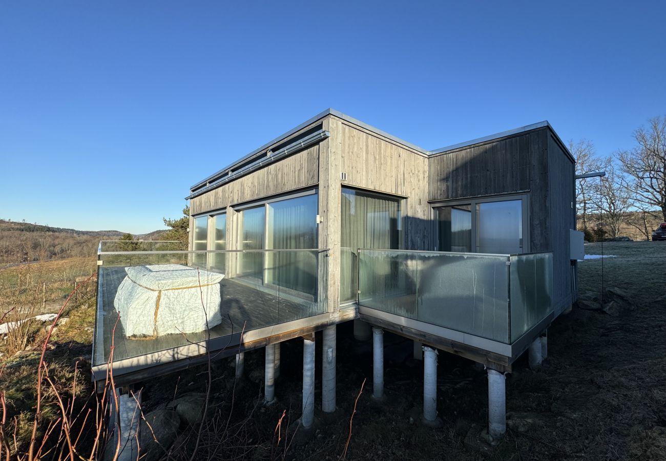 Ferienhaus in Munkedal - Einzigartige Villa mit fantastischer Aussicht in Munkedal | SE09047