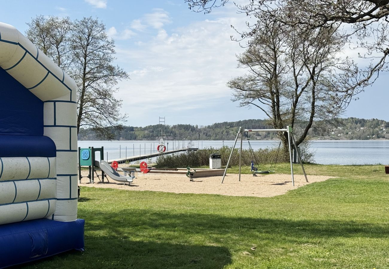 Ferienhaus in Munkedal - Einzigartige Villa mit fantastischer Aussicht in Munkedal | SE09047