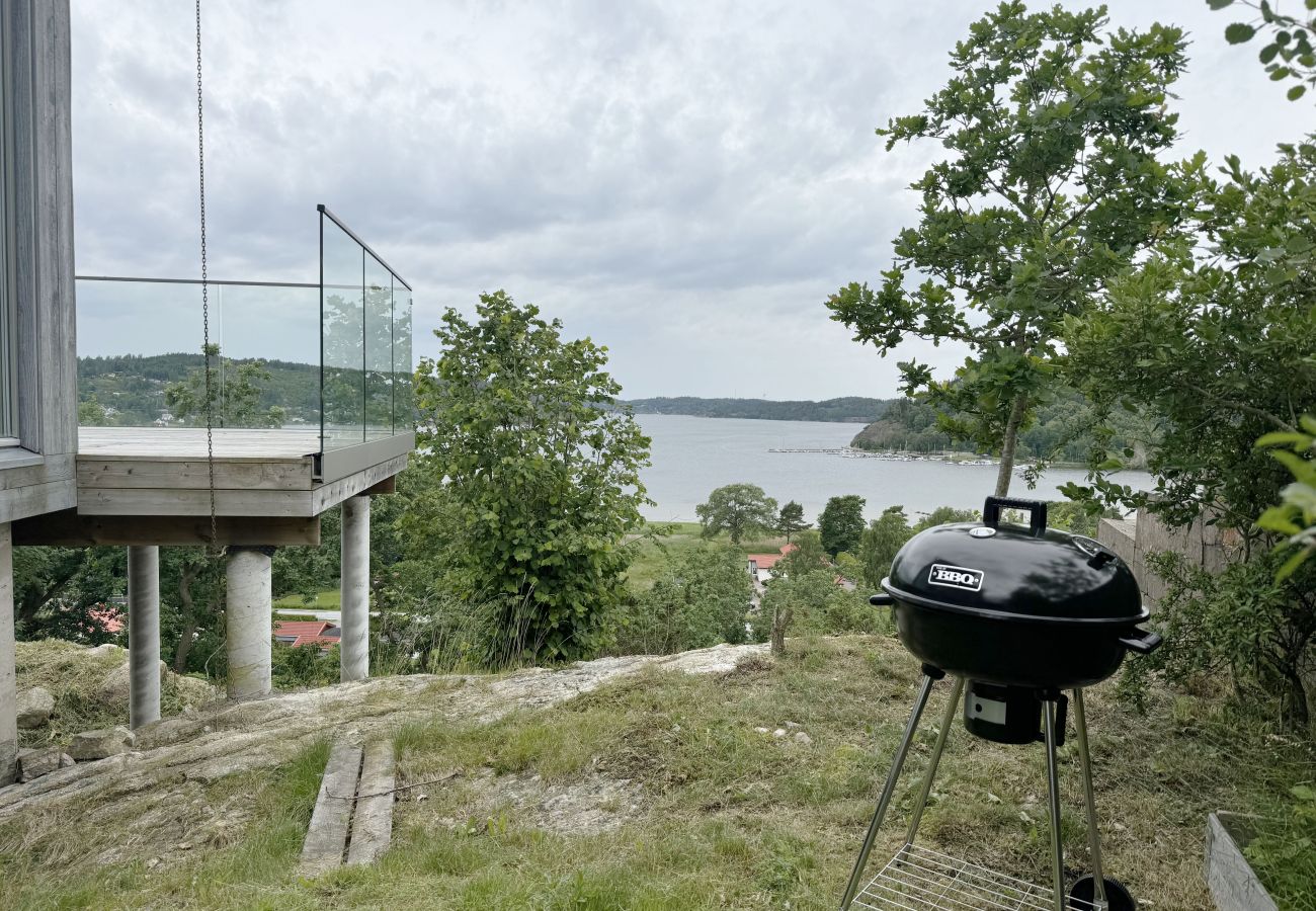 Ferienhaus in Munkedal - Einzigartige Villa mit fantastischer Aussicht in Munkedal | SE09047