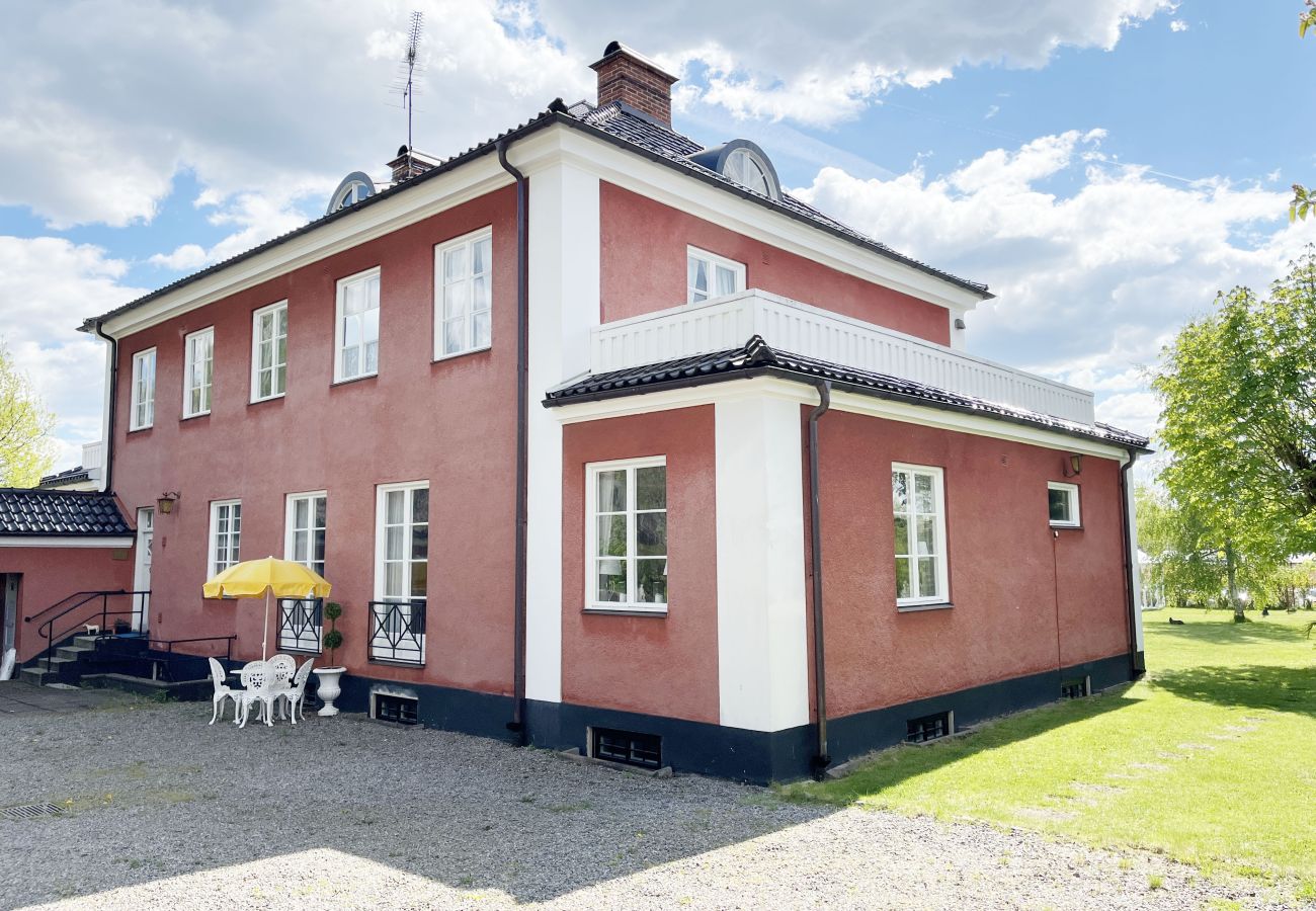 Ferienhaus in Vimmerby - Wunderschöne, geräumige Villa mitten in Vimmerby in SE05056