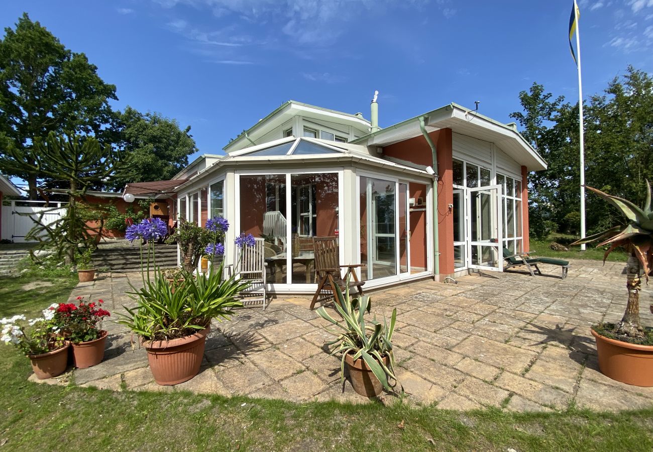 Ferienhaus in Beddingestrand - Exklusive Villa mit Panoramablick auf die Ostsee in Beddingestrand