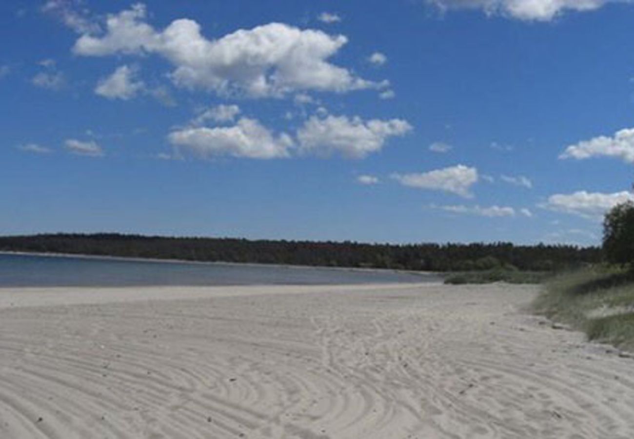 Ferienhaus in Slite - Schönes Ferienhaus am kinderfreundlichsten Strand Gotlands außerhalb von Vitviken/Åminne | SE12048