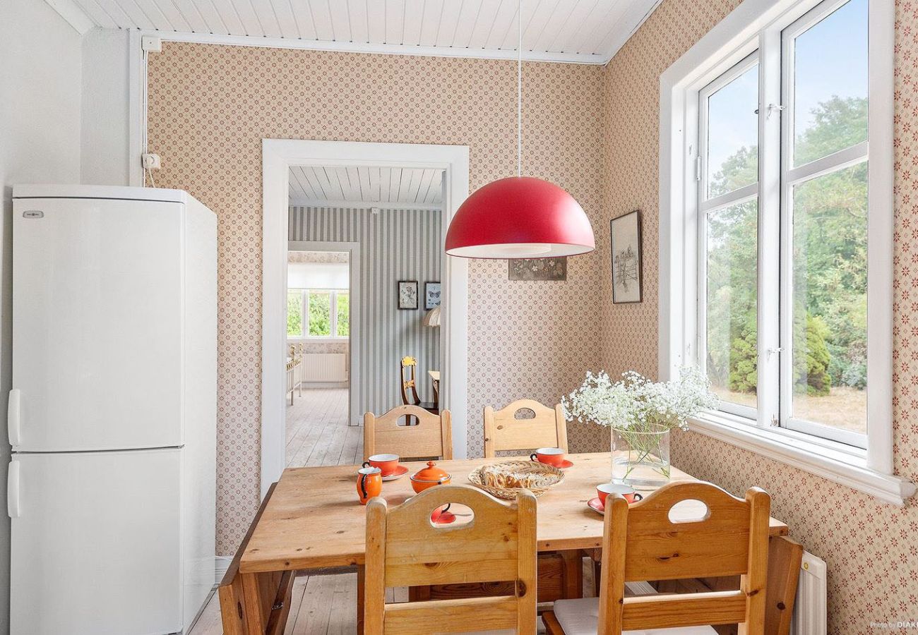 Ferienhaus in Jämjö - Schönes kleines rotes Häuschen auf dem Land außerhalb von Jämjö | SE05068