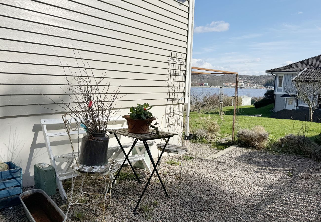 Ferienhaus in Ljungskile - Wunderschöne Schärenvilla außerhalb von Ljungskile | SE09056