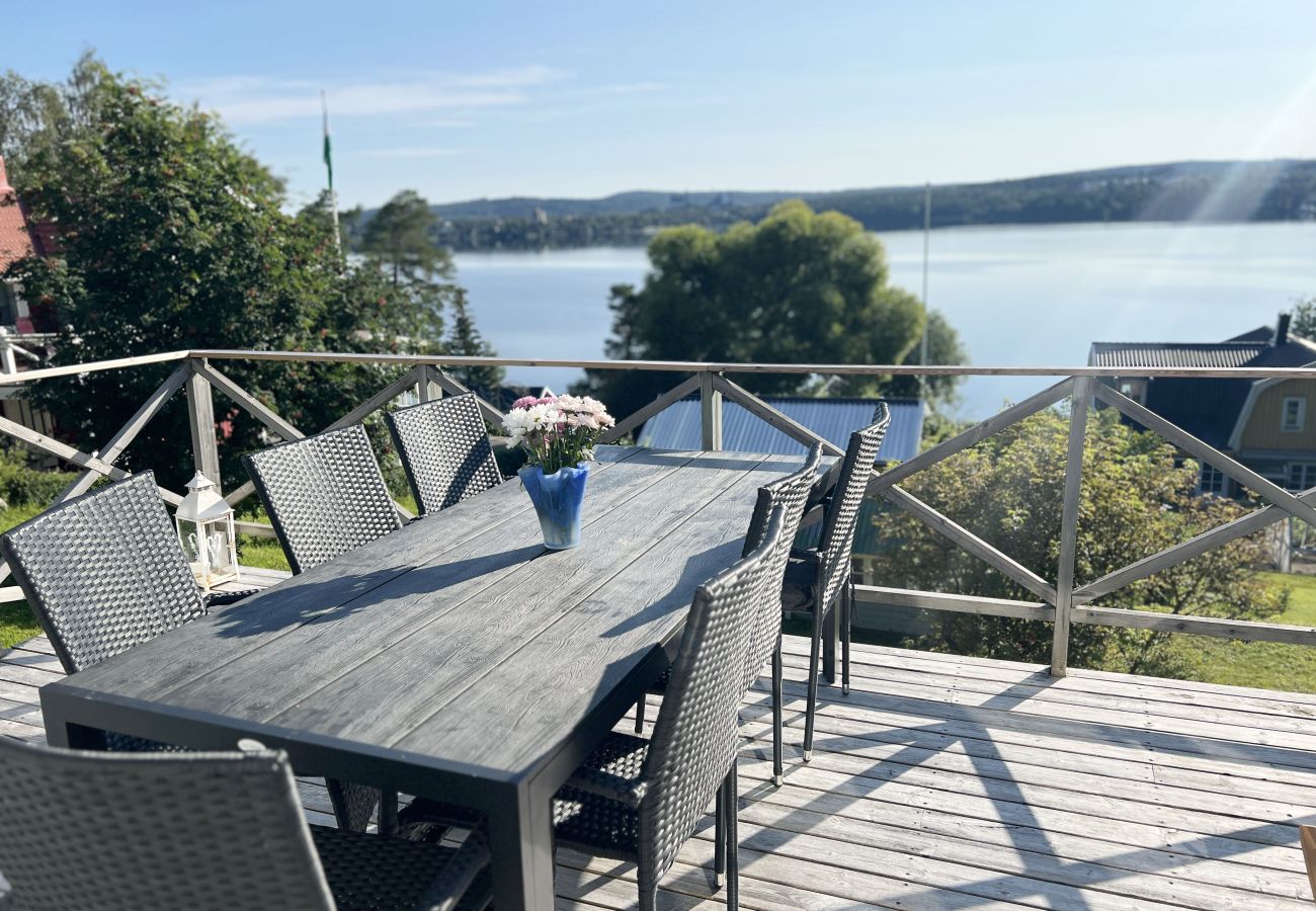 Ferienhaus in Frösön - Wunderschön gelegenes Haus mit kilometerweiter Aussicht auf Frösön | SE21011