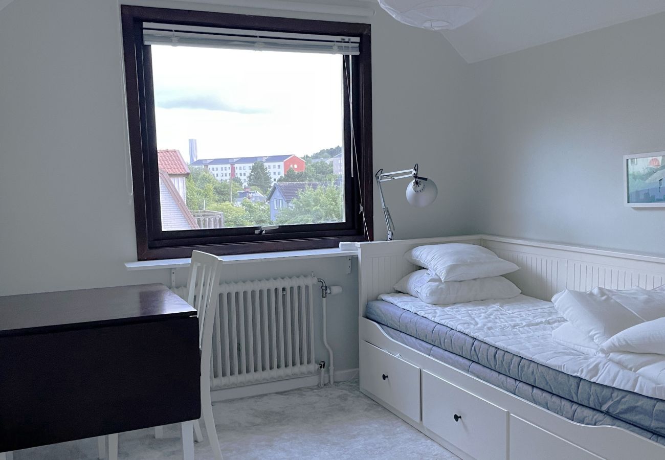 Ferienhaus in Hisings Backa - Gemütliche Villa mit Sauna in Göteborg SE09069