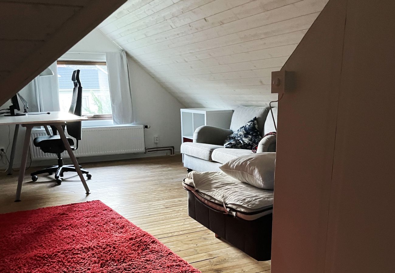 Ferienhaus in Hisings Backa - Gemütliche Villa mit Sauna in Göteborg SE09069