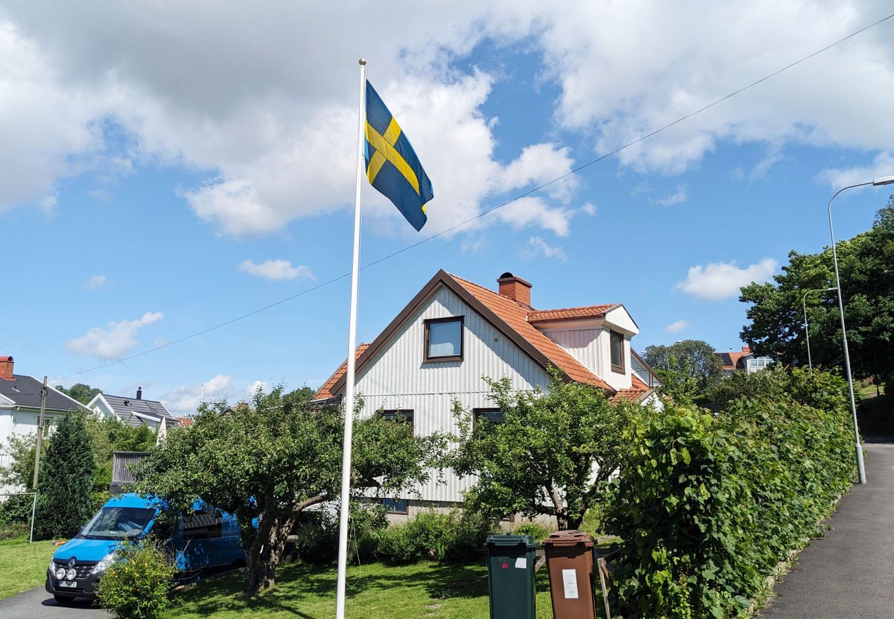 Ferienhaus in Hisings Backa - Gemütliche Villa mit Sauna in Göteborg SE09069