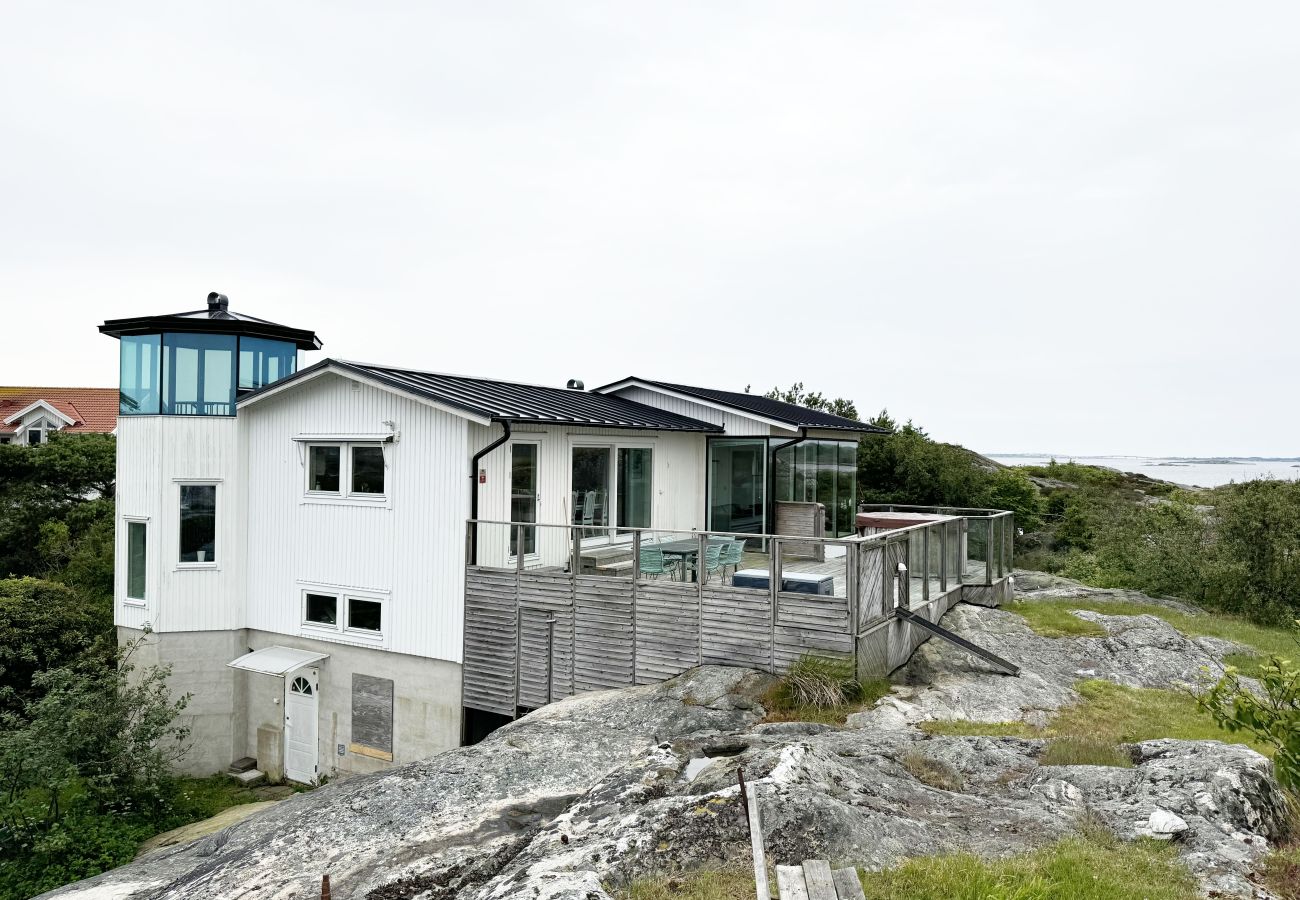 Ferienhaus in Torslanda - Architektengeführte Villa mit Meerblick auf Långholmen in der Westschären von Göteborg | SE09071