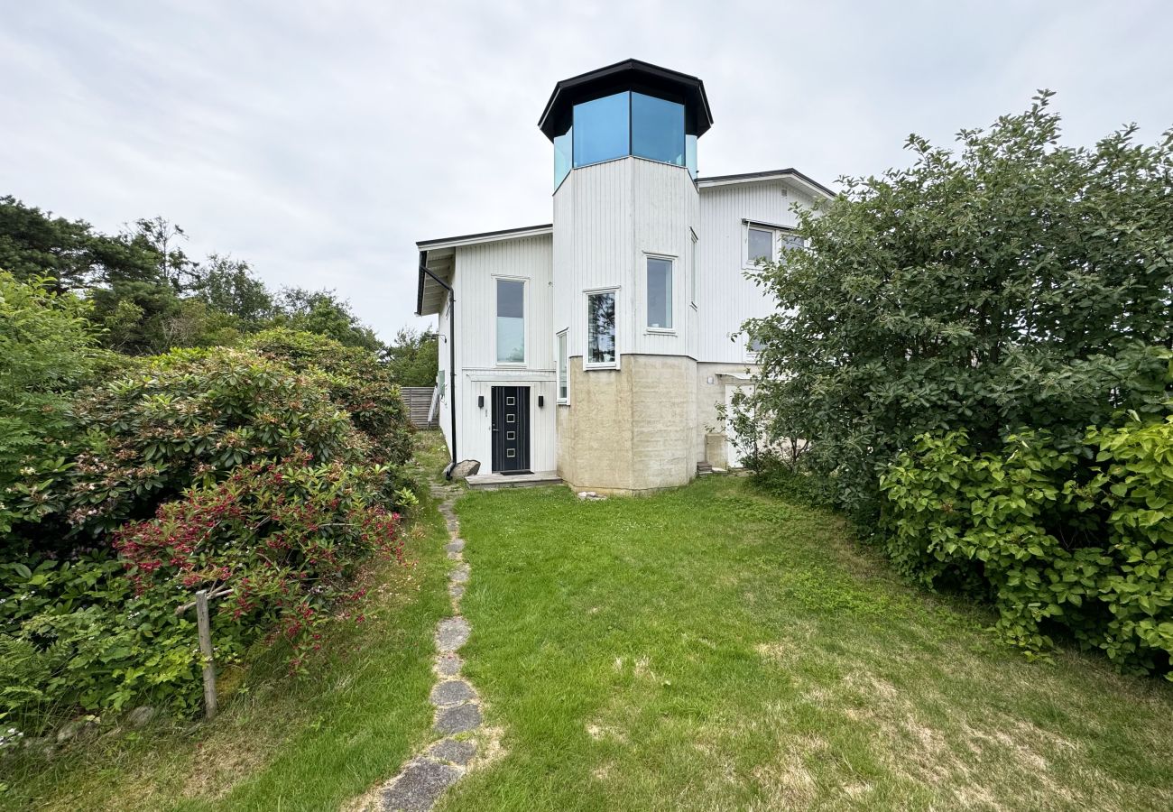 Ferienhaus in Torslanda - Architektengeführte Villa mit Meerblick auf Långholmen in der Westschären von Göteborg | SE09071