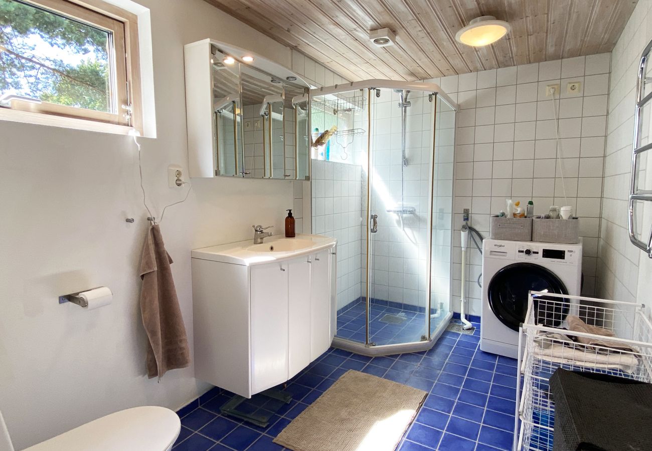 Ferienhaus in Beddingestrand - Ferienhaus am Strand mit Meerblick, Sauna und Privatsphäre in Beddingestrand | SE01061