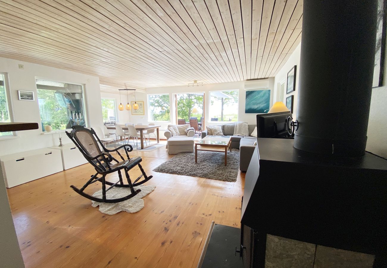 Ferienhaus in Beddingestrand - Ferienhaus am Strand mit Meerblick, Sauna und Privatsphäre in Beddingestrand | SE01061