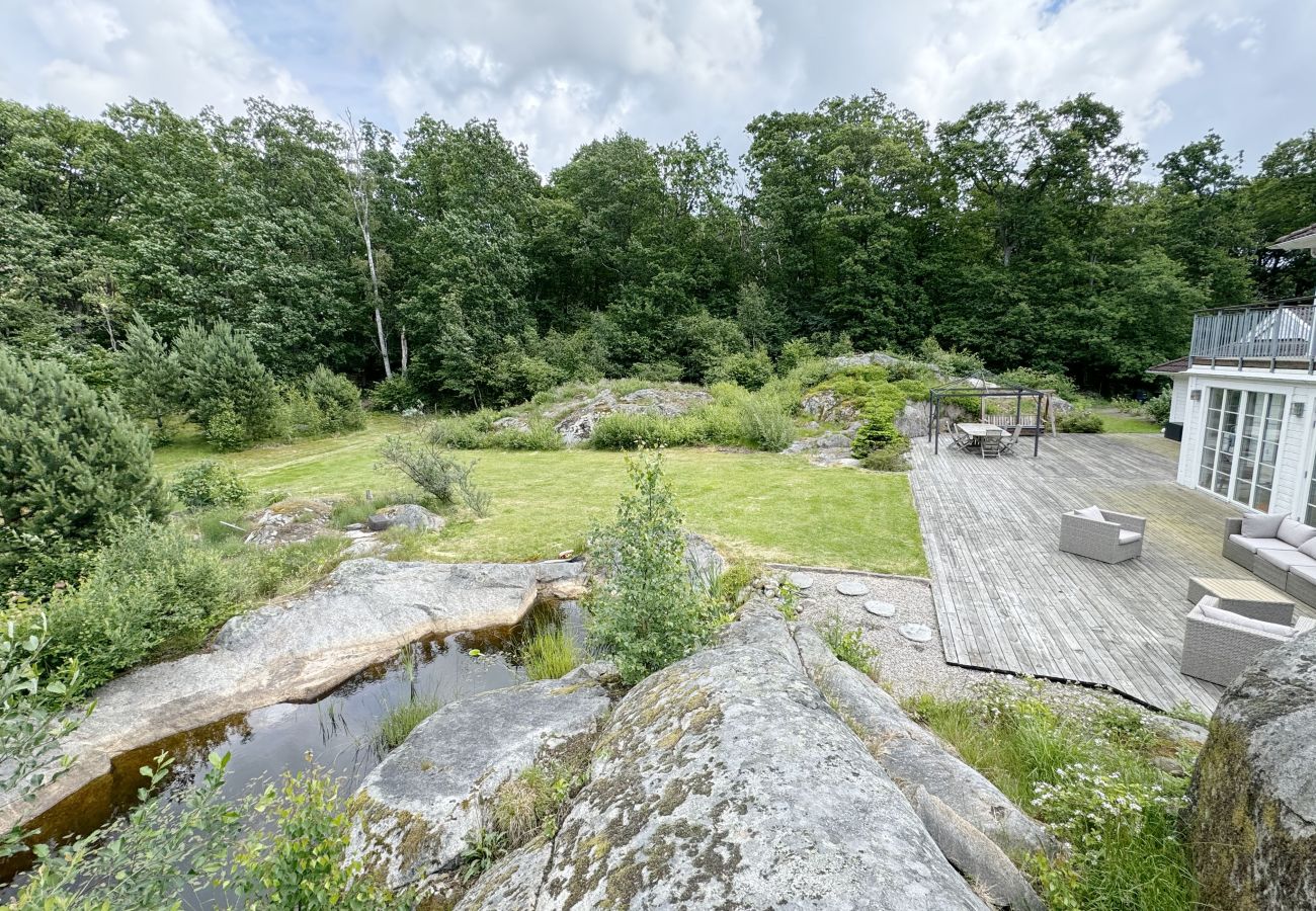 Ferienhaus in Vallda - Schönes Ferienhaus mit völlig abgeschiedener Lage im malerischen Vallda | SE02095