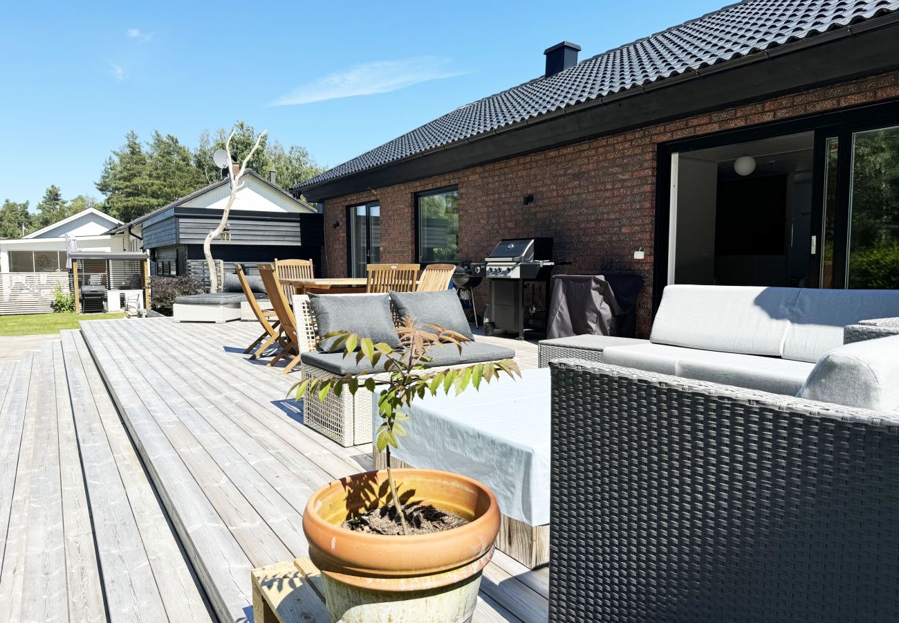 Ferienhaus in Karlsborg - Schöne Villa mit gutem Standard in Karlsborg | SE08057