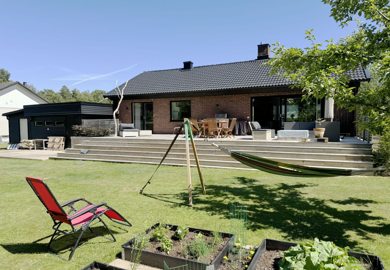 Ferienhaus in Karlsborg - Schöne Villa mit gutem Standard in Karlsborg | SE08057