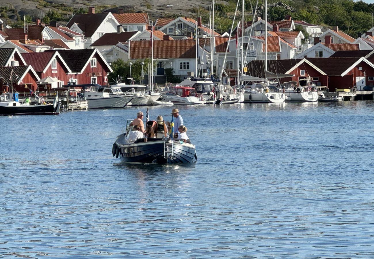 Ferienhaus in Hunnebostrand - Geräumige Villa im Zentrum von Hunnebostrand | SE09077