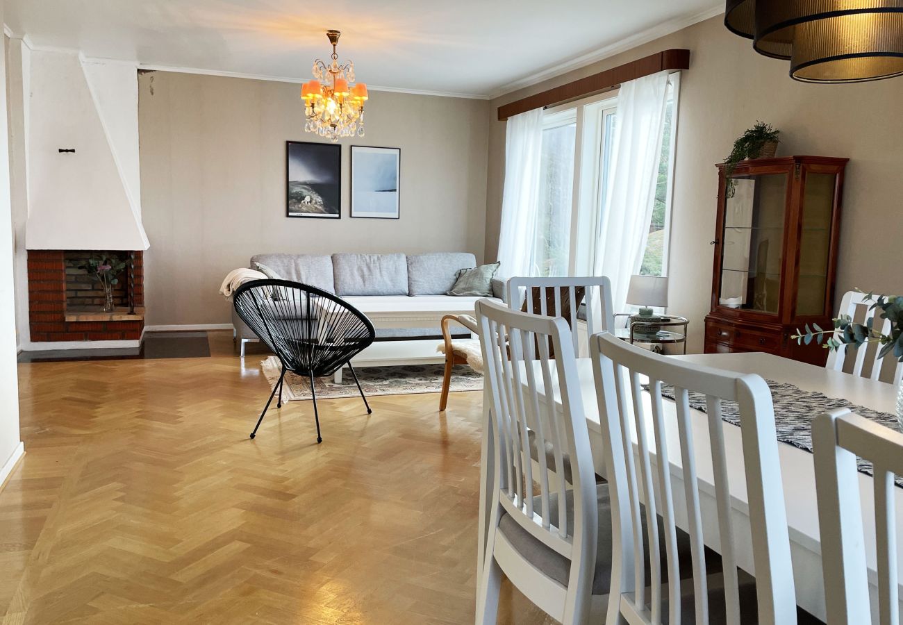 Ferienhaus in Rönnäng - Große Villa mit Meerblick in Rönnäng | SE09078