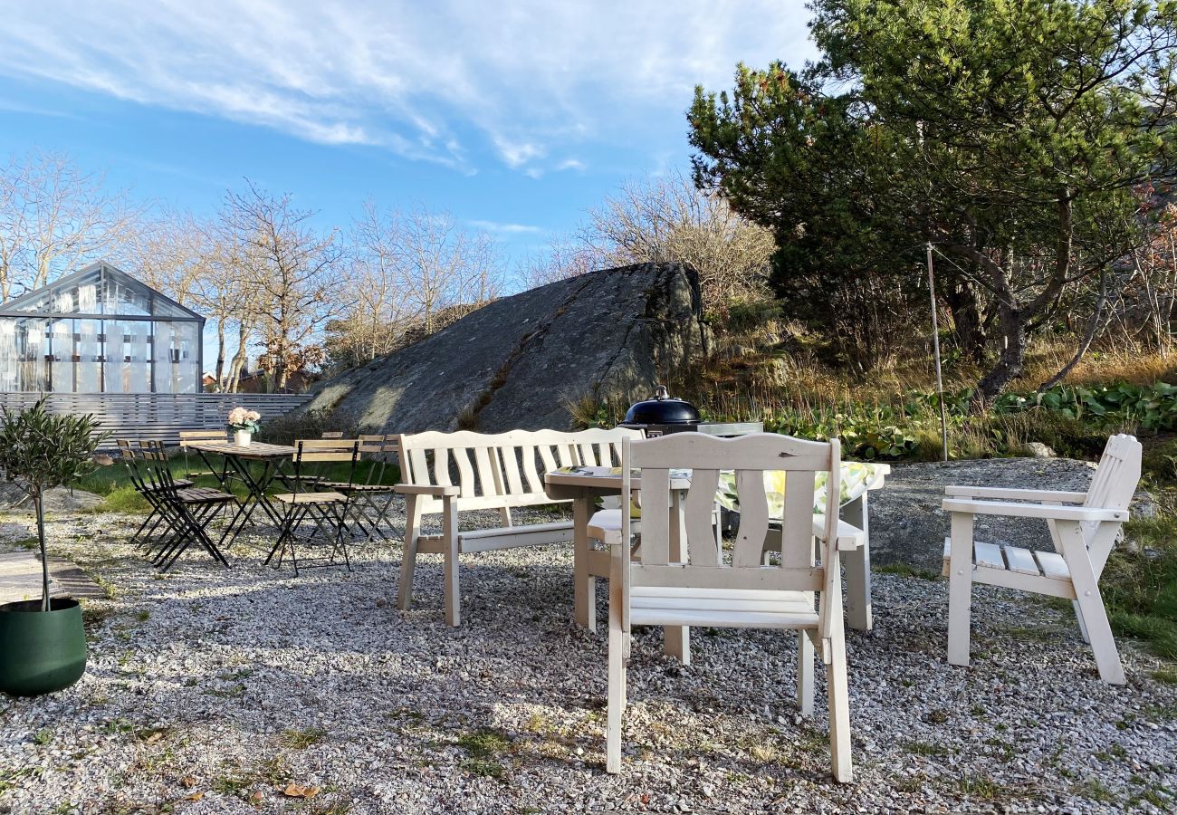 Ferienhaus in Rönnäng - Große Villa mit Meerblick in Rönnäng | SE09078