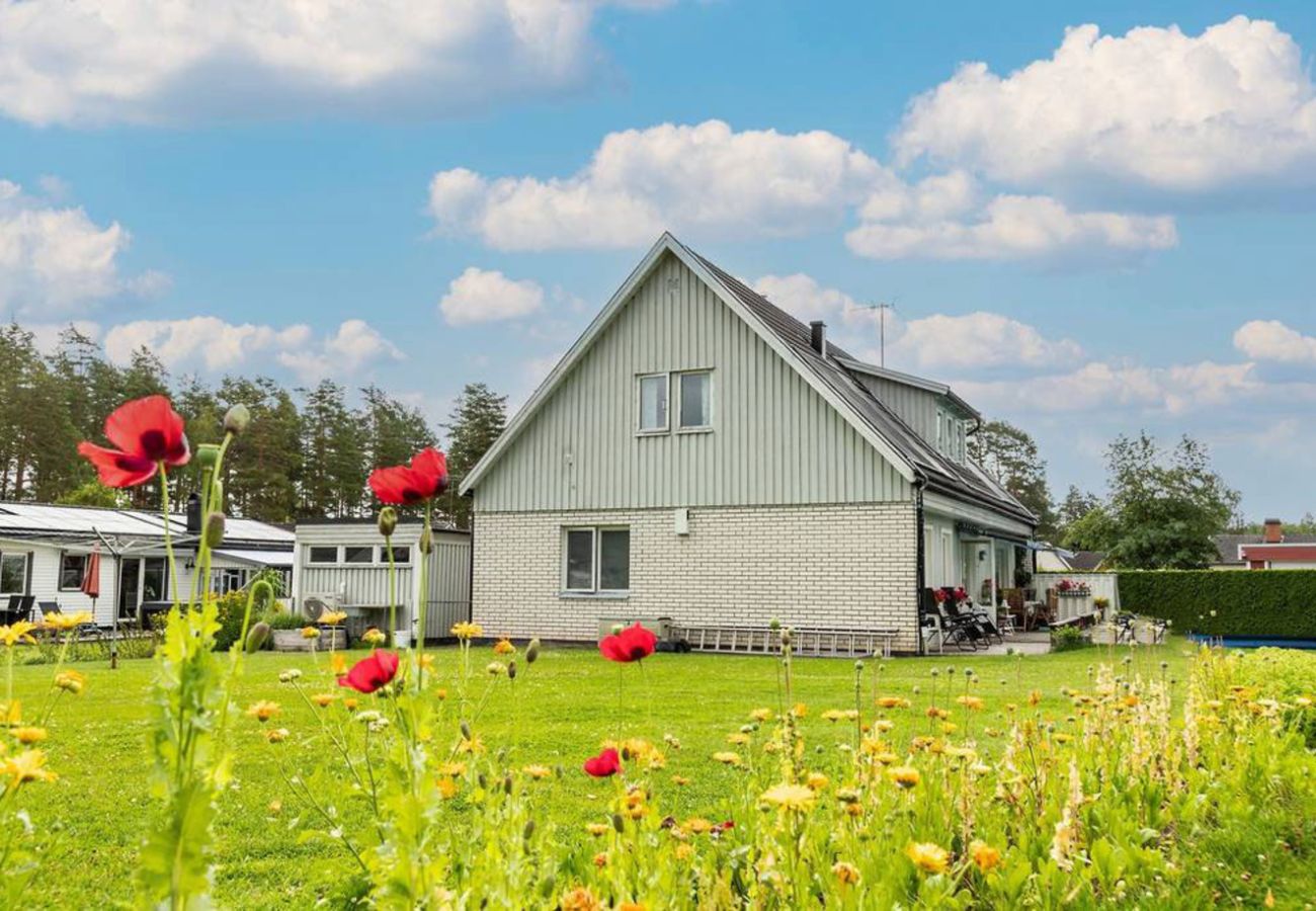 Ferienhaus in Storebro - Große schöne Villa mit Pool in Storebro | SE05079