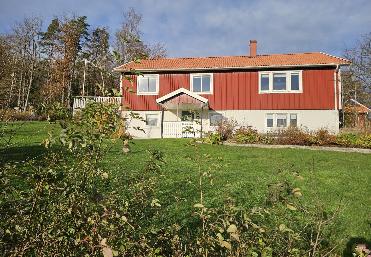 Ferienhaus in Henån - Großes Haus auf Orust in ruhiger, abgeschiedener Lage | SE09103