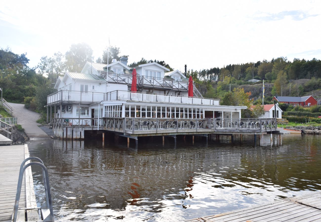 Ferienhaus in Henån - Großes Haus auf Orust in ruhiger, abgeschiedener Lage | SE09103