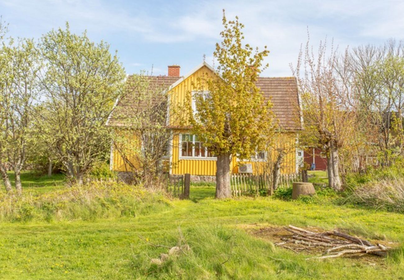 Ferienhaus in Tjurkö - Kommen Sie, bis dieses fantastische Sommerhaus auf Tjurkö und Blekinge Skärgård liegt  SE03018