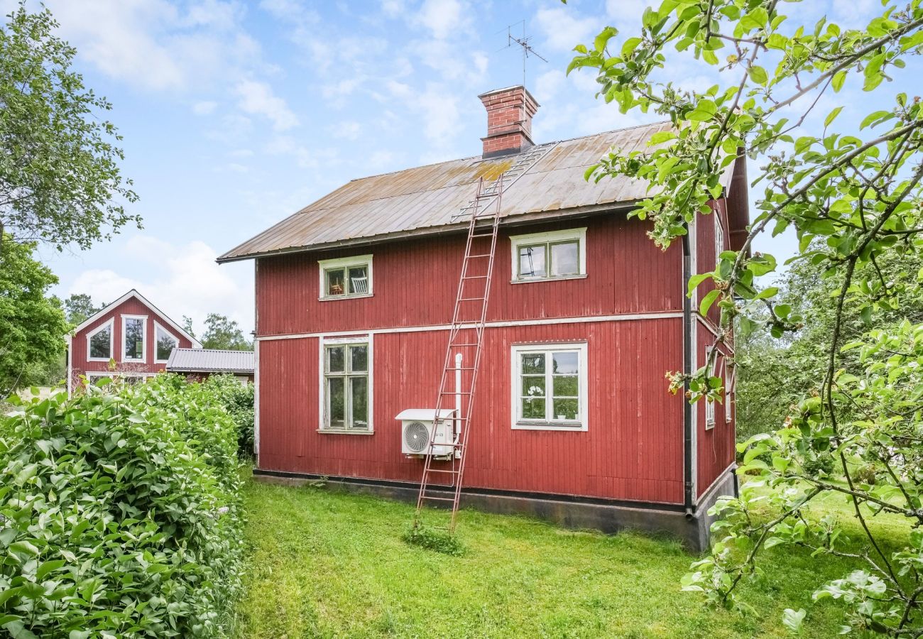 House in Ockelbo - Charming and rural cottage in Ockelbo, Gästrikland | SE19037