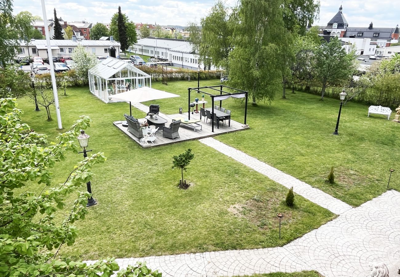 House in Vimmerby - Magnificent, spacious villa located in the middle of Vimmerby in SE05056