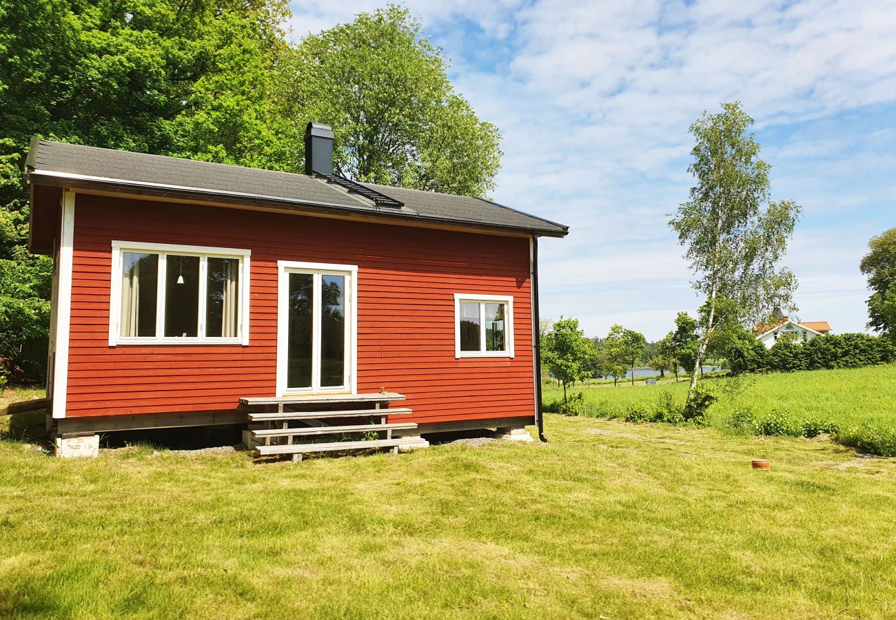 House in Prässebo - Cozy cottage in beautiful surroundings in Prässebo | SE08055