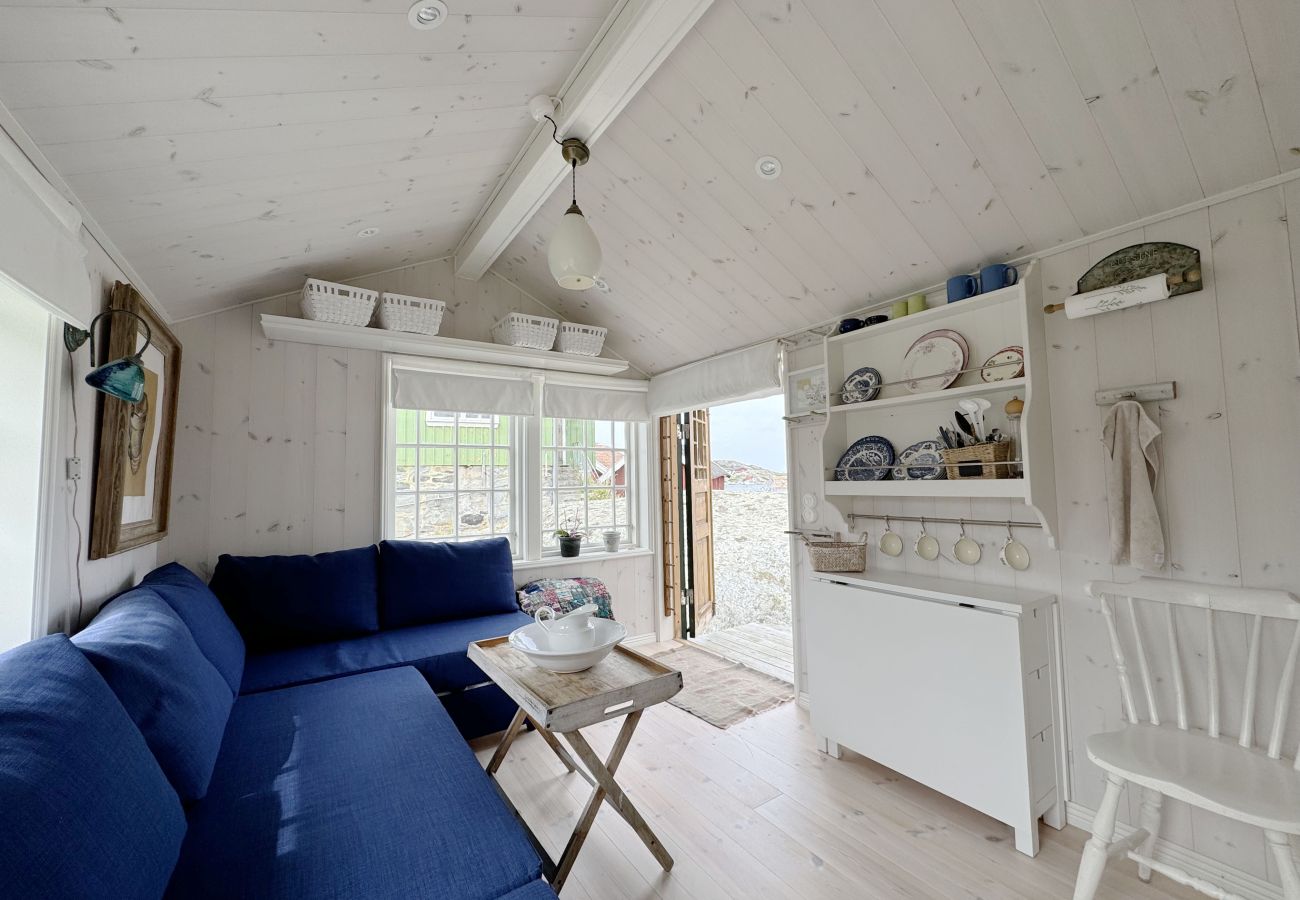 Studio in Käringön - Unique opportunity to rent a cottage on Käringön in Bohuslän's beautiful archipelago | SE09070