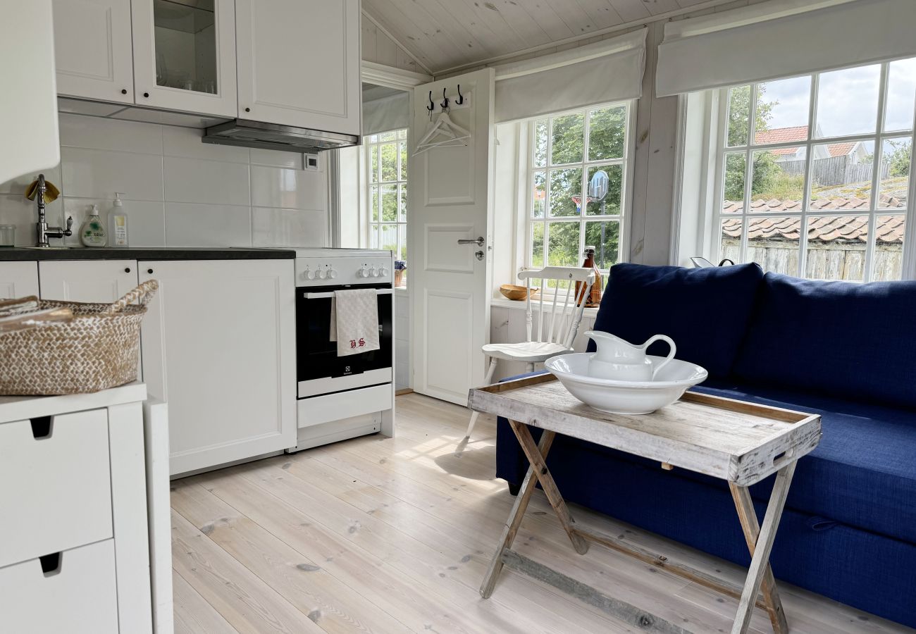 Studio in Käringön - Unique opportunity to rent a cottage on Käringön in Bohuslän's beautiful archipelago | SE09070