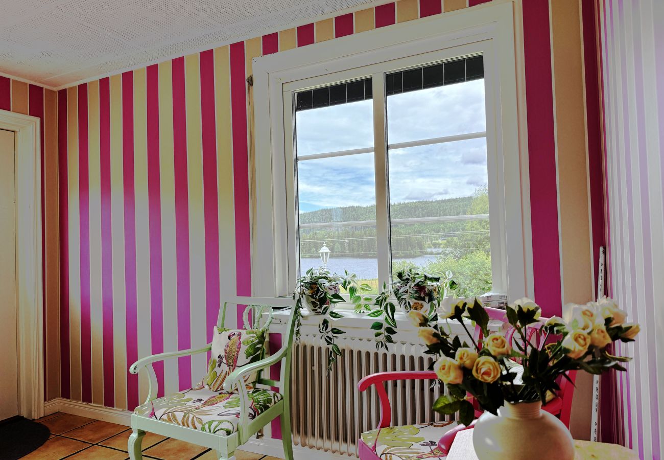 House in Sunnemo - Large lovely villa with a view of Lidsjön SE18030