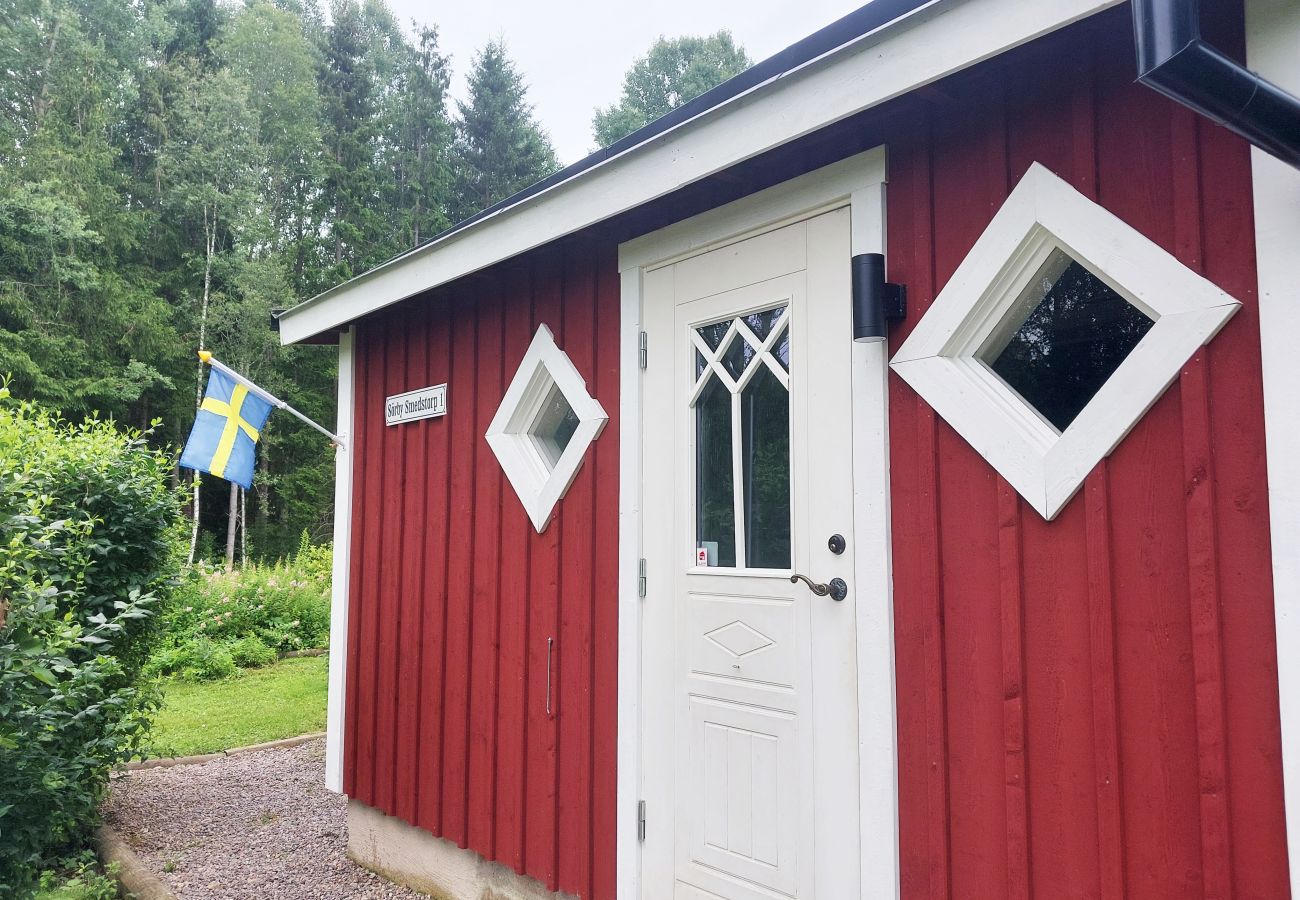 House in Mjölby - Charming Golftorpet in Mjölby | SE10021