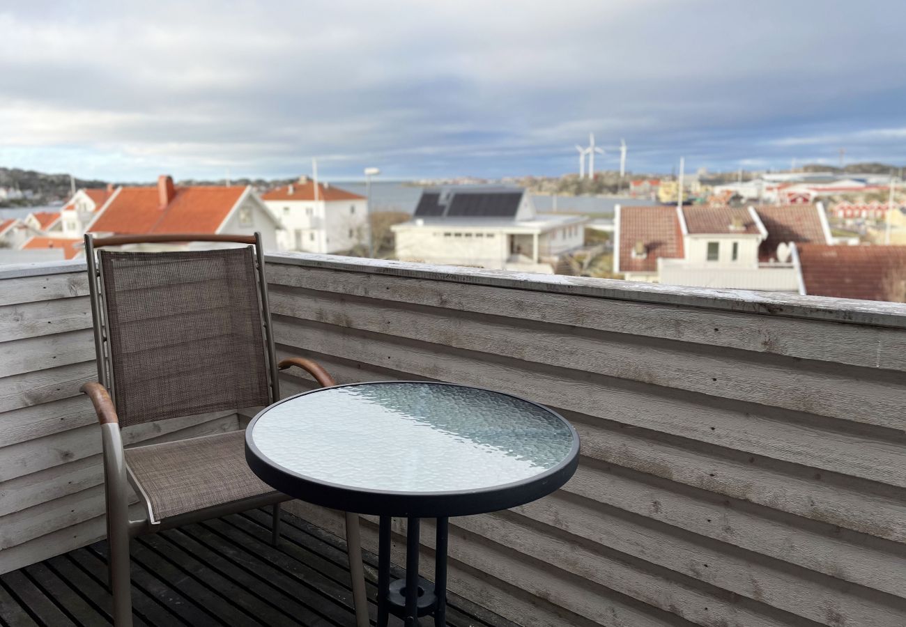 House in Rönnäng - Large villa with sea view in Rönnäng | SE09078