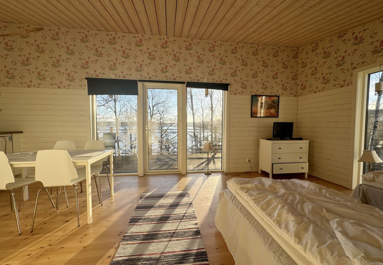 Stuga i Dalskog - Semesterhus i Dalskog med panoramautsikt | SE17006