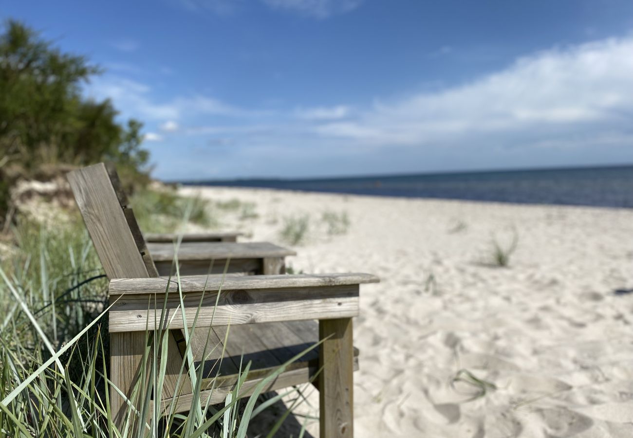 Stuga i Beddingestrand - Exklusiv villa med panoramautsikt över Östersjön i Beddingestrand