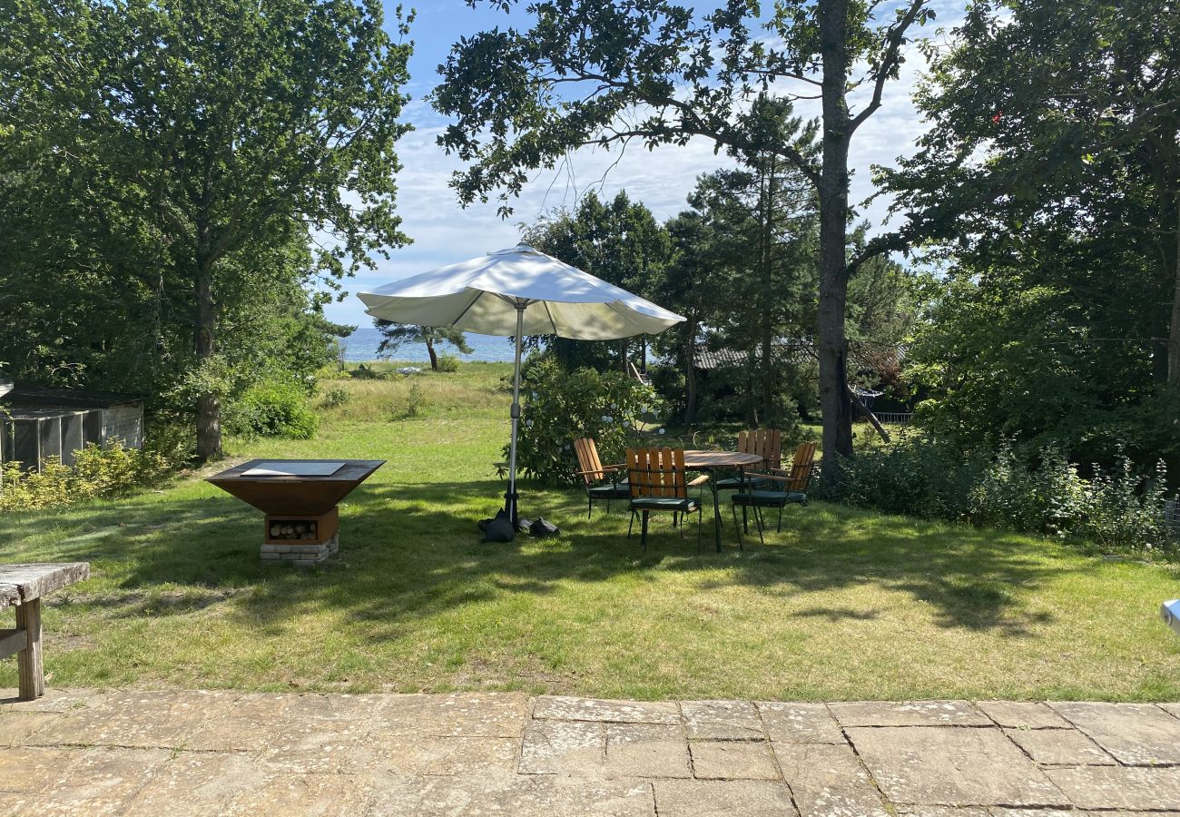 Stuga i Beddingestrand - Exklusiv villa med panoramautsikt över Östersjön i Beddingestrand