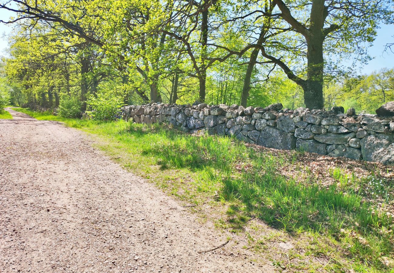 Stuga i Rockneby - Stor och rymlig villa i Revsudden, norr om Kalmar | SE05075