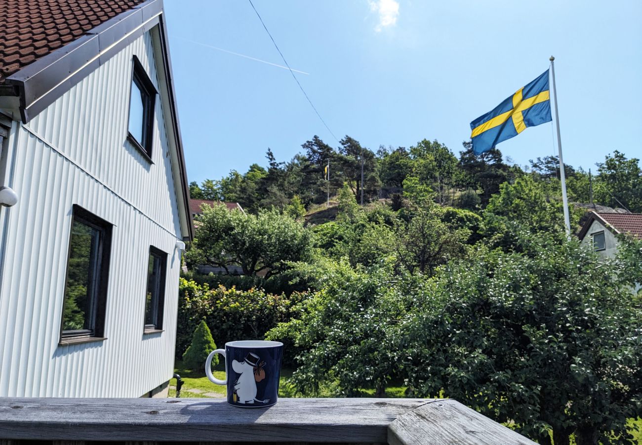 Stuga i Hisings Backa - Mysig och ombonad villa med bastu i Göteborg SE09069